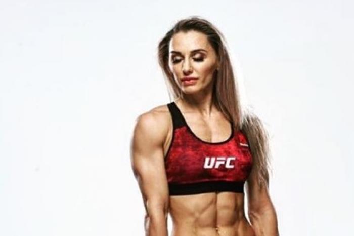 Россиянка из UFC рассказала о непристойных фотографиях от фанатов