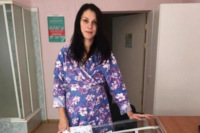Россиянка родила третью двойню подряд