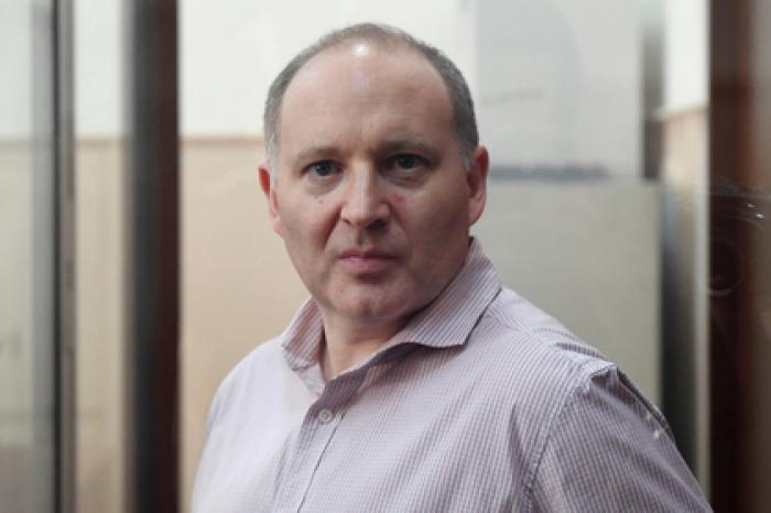 Соратника Калви отправили сидеть в специально купленную под это квартиру