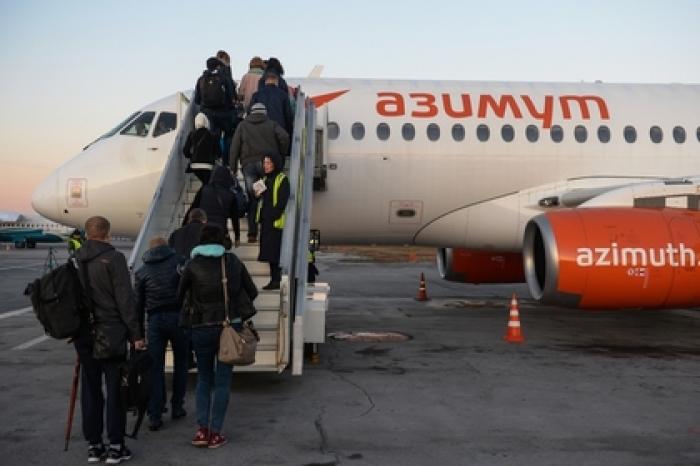 SSJ-100 разгерметизировался в середине полета и экстренно сел в Минводах