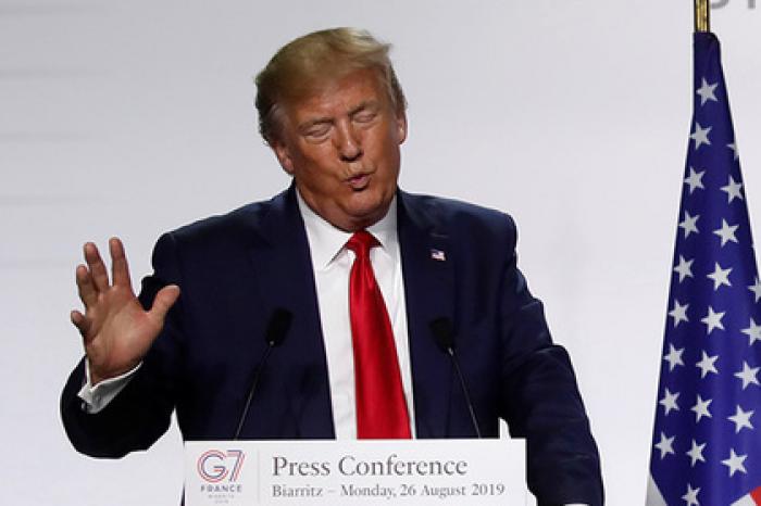 Трамп усомнился в умственных способностях Федерального резерва