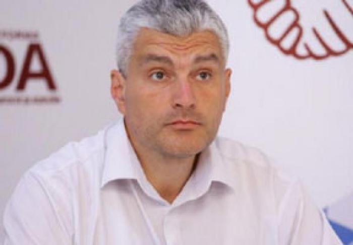 VICESPEAKERUL ALEXANDRU SLUSARI ESTE UIMIT DE RĂSPUNSUL PROCURATURII GENERALE PRIVIND REZULTATELE INVESTIGĂRII FRAUDEI BANCARE