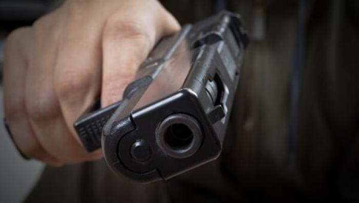 Во Франции посетитель ресторана застрелил официанта из-за сэндвича