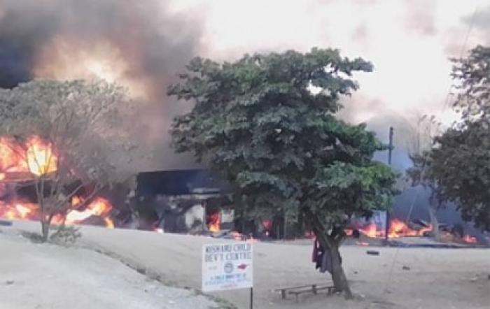 В Уганде взорвался бензовоз, не менее десяти жертв