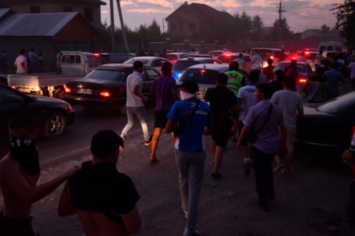 Задержание Атамбаева связали с побегом вора в законе Азиза