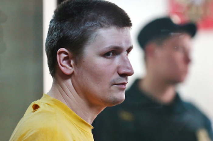 Блогера Синицу посадили на пять лет за призывы убивать детей силовиков