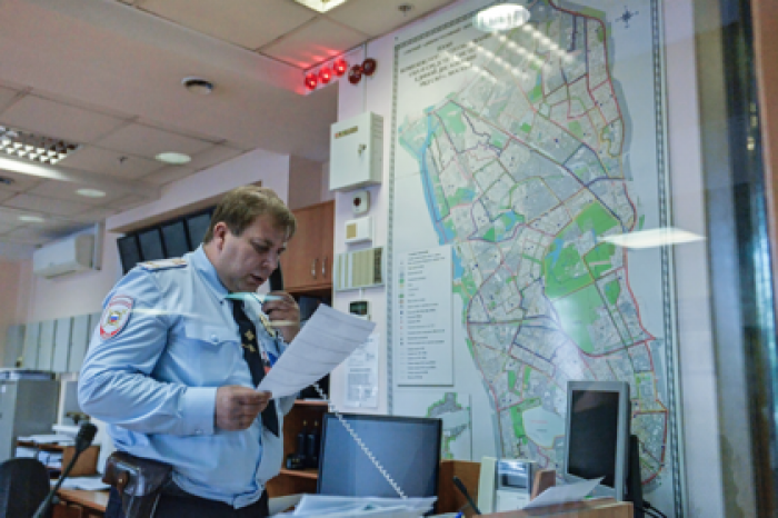 Двух человек ранили в ходе стрельбы у станции метро в Москве