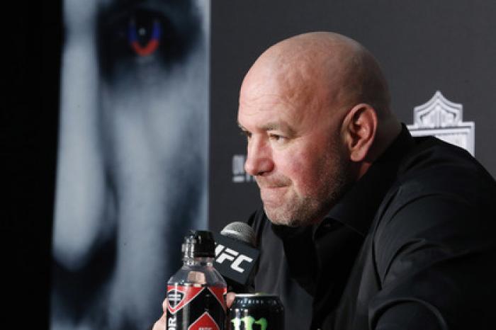 Глава UFC закончил спор о первом российском чемпионе