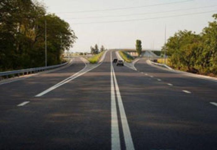 GUVERNUL A ALOCAT SUPLIMENTAR 114 MIL. LEI PENTRU REPARAŢIA ŞI ÎNTREŢINEREA DRUMURILOR
