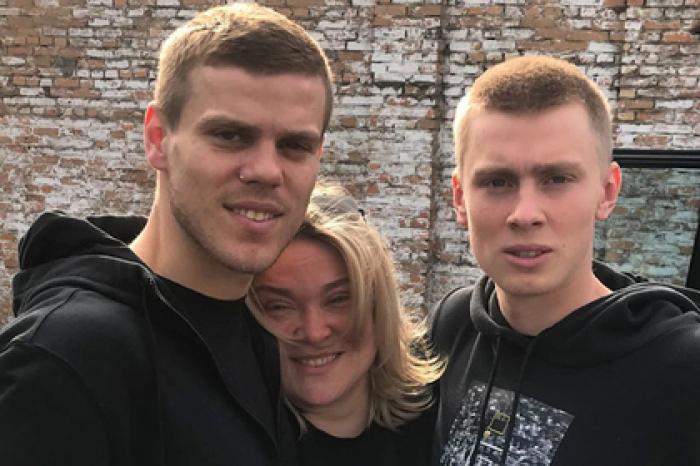 Мать Кокорина отреагировала на освобождение сына