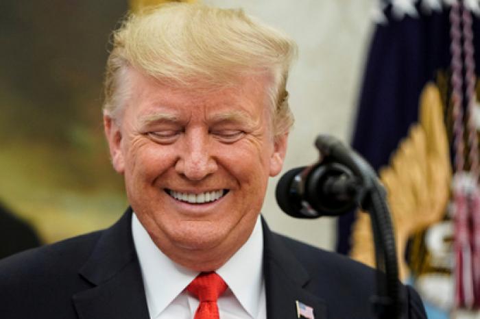 Подсчитан ущерб всему миру от капризов Трампа