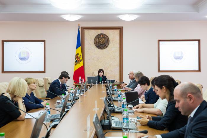 Правительство отменило четыре постановления о передаче в концессию Кишиневского аэропорта