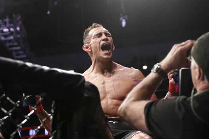 Претендент на пояс UFC пожелал Нурмагомедову и Порье нокаутировать друг друга