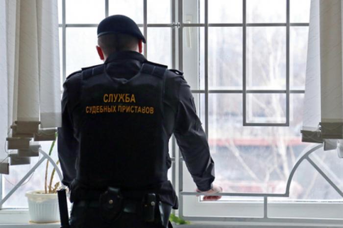 Приставам захотели дать неограниченный доступ в квартиры россиян