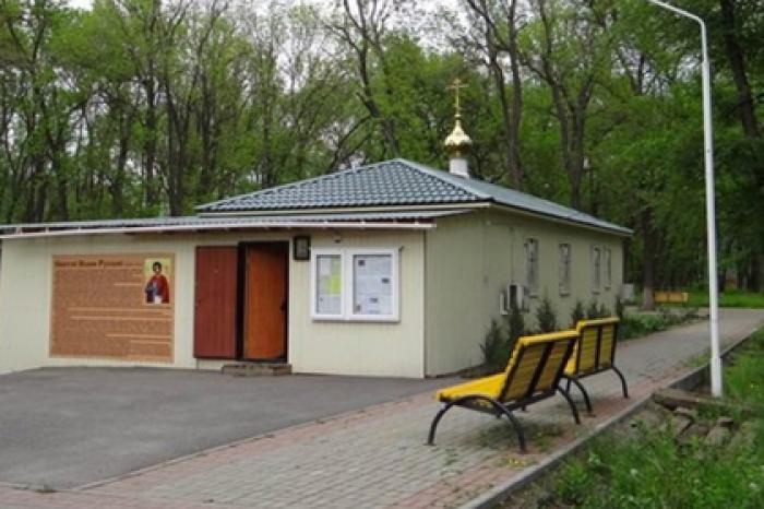 Российские военные поймали в храме напавшего на девочку грабителя