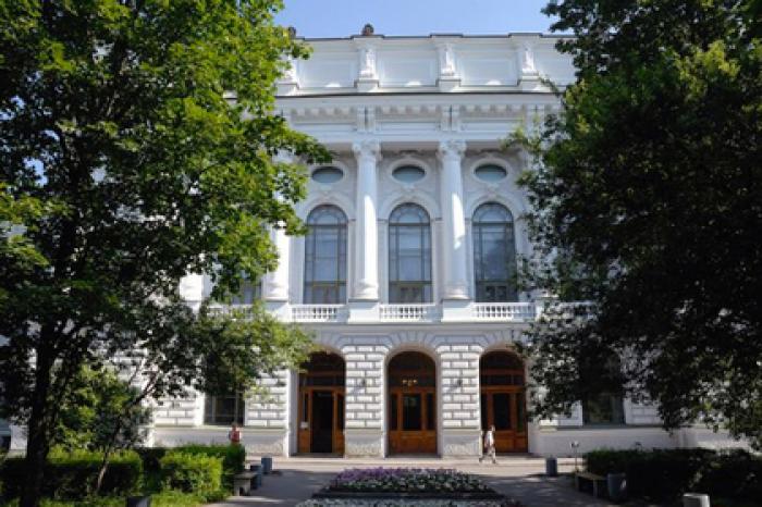 В России подготовят первых технических модераторов