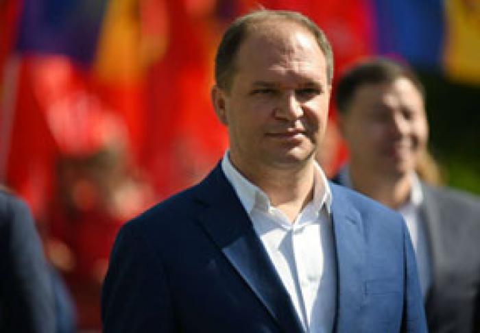 CANDIDATUL SOCIALIST ION CEBAN A ÎNLOCUIT TOATE PANOURILE ELECTORALE CU IMAGINEA LUI ŞTEFAN CEL MARE