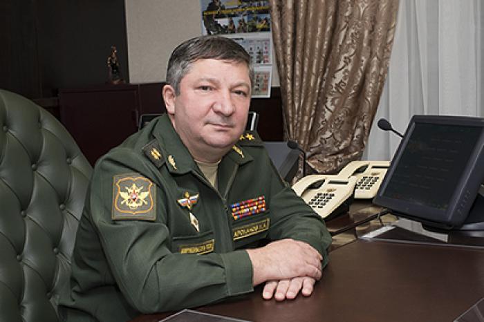 Главный связист российской армии слег в больницу после обвинений в мошенничестве