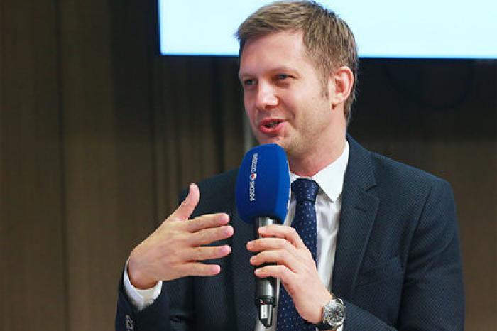 Корчевников описал поездку в когда-то встретивший его топорами Киев