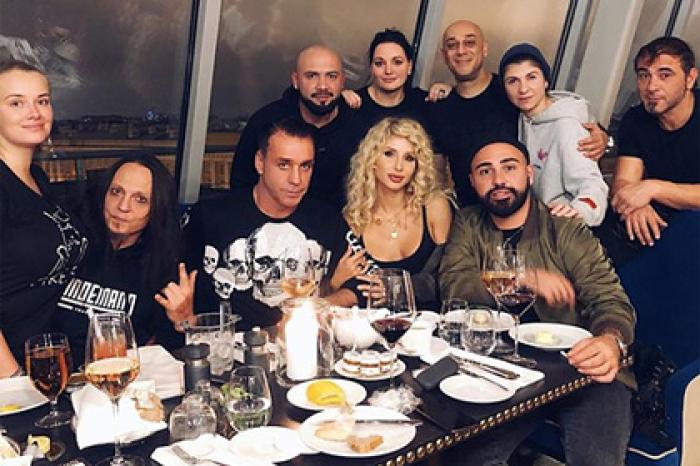 Лидер Rammstein появился на дне рождения Лободы