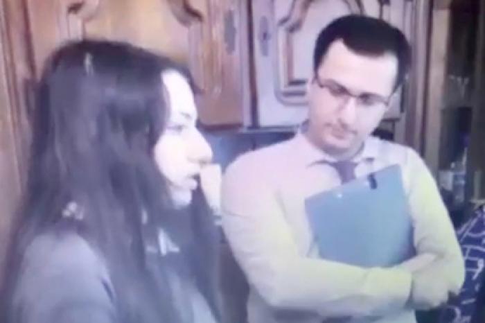 Младшая из сестер Хачатурян рассказала на камеру об убийстве отца