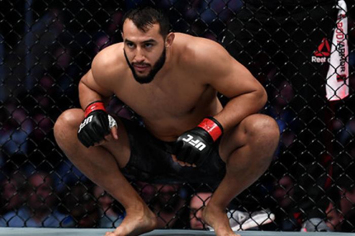 Непобежденный американец бросил вызов лучшему бойцу UFC