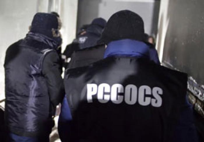 OAMENII LEGII AU REŢINUT LA CHIŞINĂU DOI FRAŢI, SUSPECTAŢI DE TENTATIVE DE OMOR LA COMANDĂ