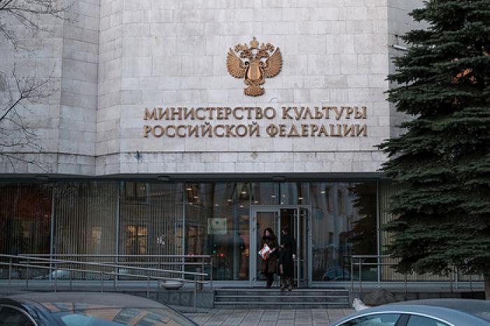 Половину профинансированных Минкультом фильмов почти никто не увидел
