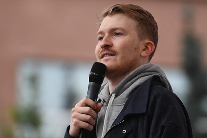 Поперечный оправдал цензуру своих шуток на Первом канале