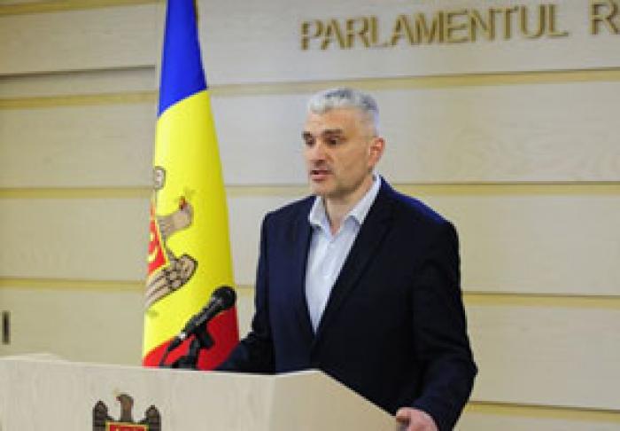 ​PROCURATURA A ÎNCEPUT ÎN SFÂRŞIT SĂ LUCREZE LA DOSARUL FURTULUI MILIARDULUI – ALEXANDRU SLUSARI