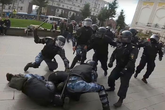 Росгвардия не нашла нарушений при задержании актера Устинова