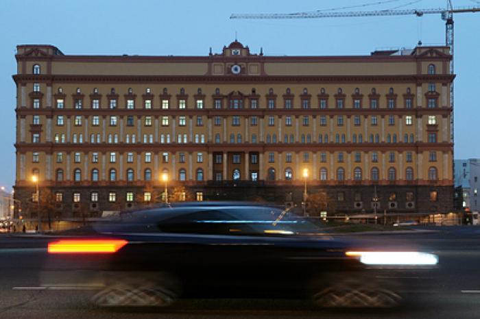 Россиянин угрожал убить себя у здания ФСБ