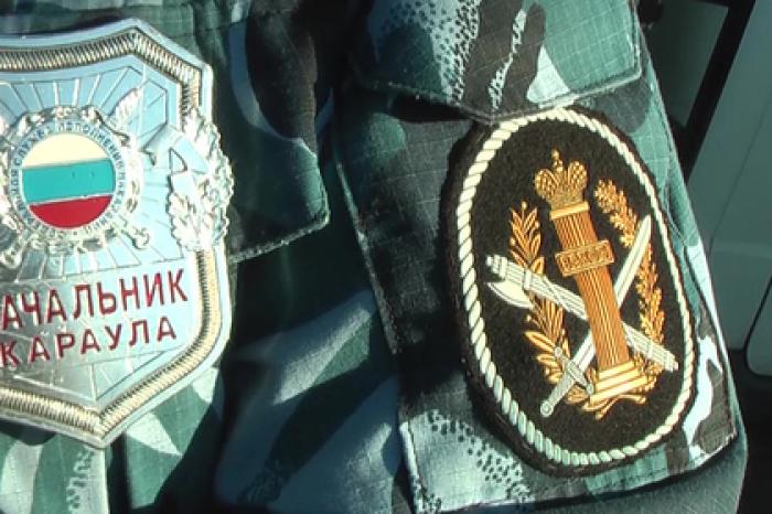Российские тюремщики устроили перестрелку между собой