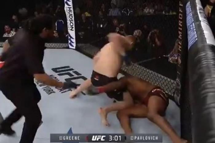 Российский боец UFC нокаутировал американца