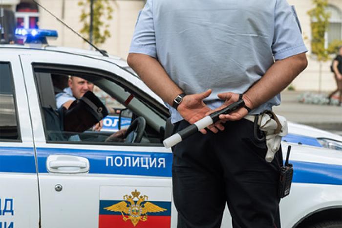 Российский полицейский ранил из пистолета 12-летнего мальчика во время погони