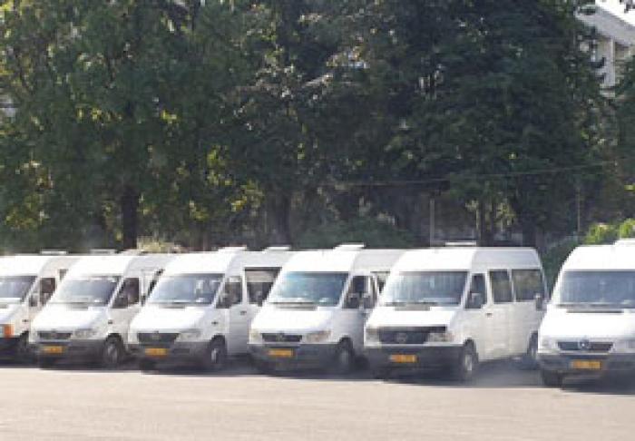 TRANSPORTATORII VOR DESFĂŞURA MIERCURI O NOUĂ ACŢIUNE DE PROTEST, CERÂND MAJORAREA TARIFELOR DE CĂLĂTORIE