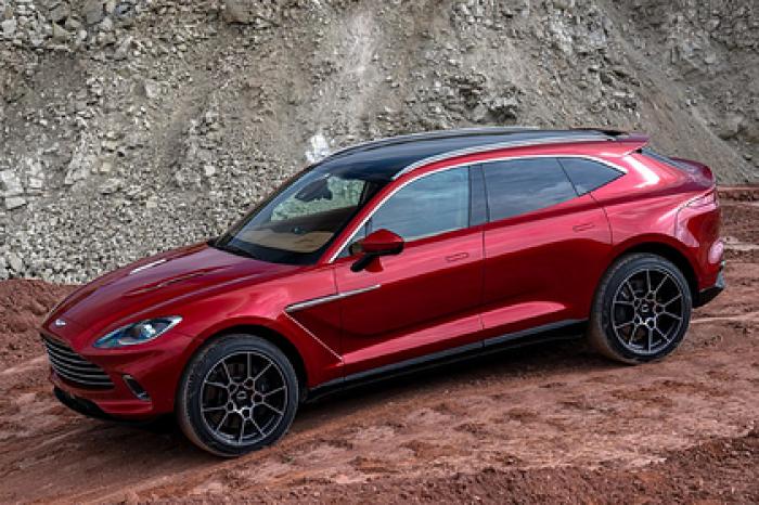 Aston Martin впервые в своей истории представил кроссовер