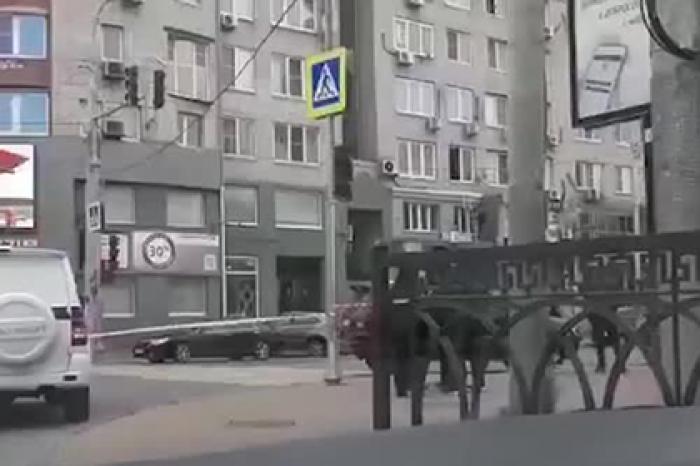 ФСБ решила взять штурмом квартиру следователя с заложницей