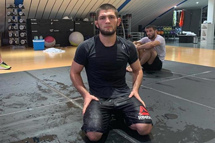 Нурмагомедов оправдал свое молчание после слов Макгрегора о дагестанцах