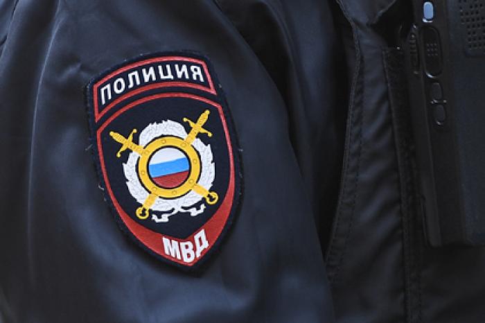 Полицейского ударили ножом в грудь в московском метро