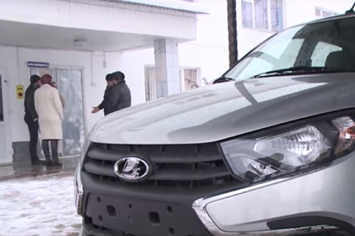 Россияне угнали автомобиль у больных детей и исправились