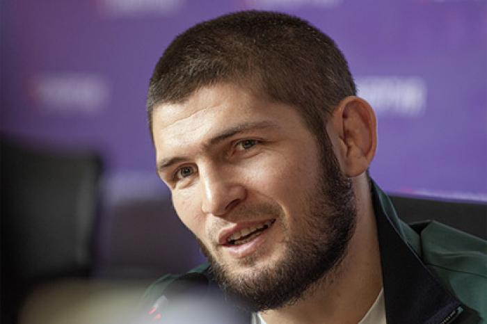 Бывший чемпион UFC высказался о недостающей Нурмагомедову наглости