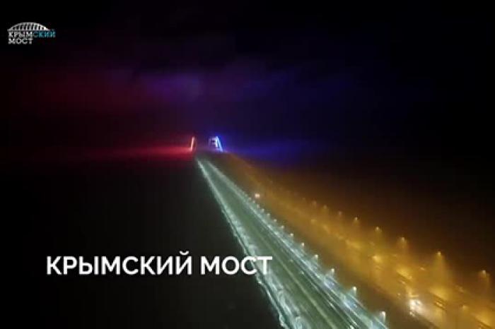 Четыре года строительства Крымского моста показали на видео