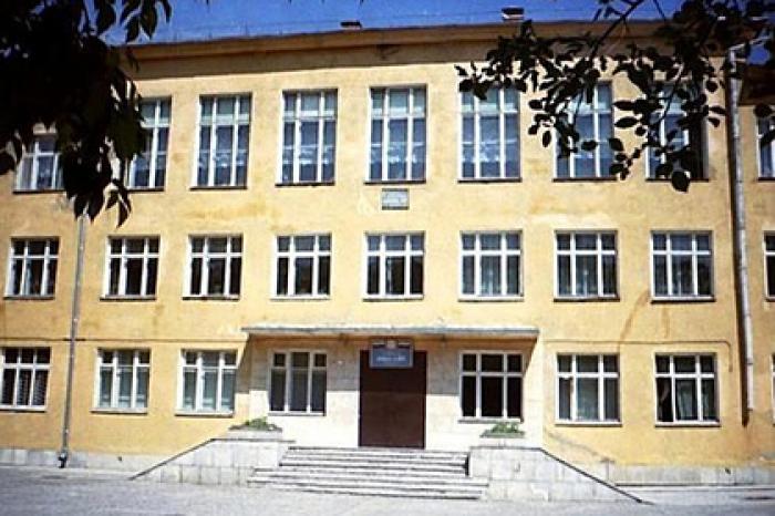 Директора российской школы уличили в распространении детской порнографии