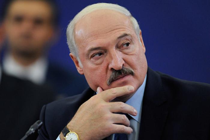 Лукашенко обеспокоился нарастанием военной мощи вокруг Белоруссии