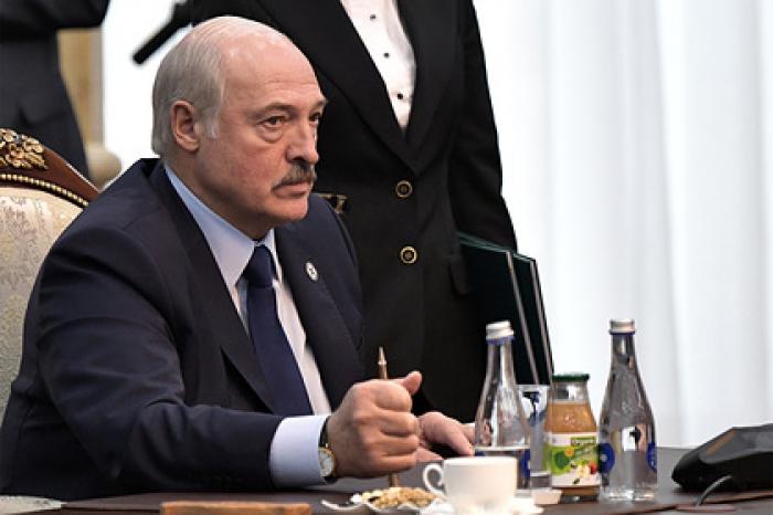 Лукашенко решил помочь европейской стране встать с колен