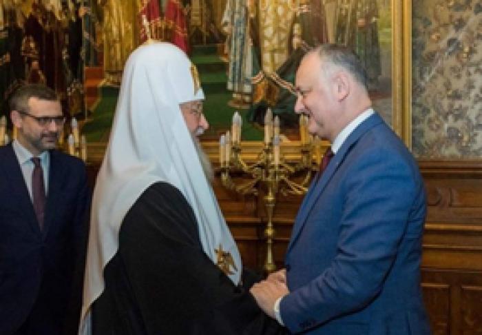 PREŞEDINTELE IGOR DODON L-A INVITAT PE PATRIARHUL KIRILL SĂ EFECTUEZE O VIZITĂ PASTORALĂ ÎN MOLDOVA