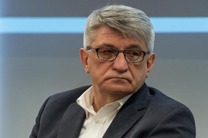 Сокуров прокомментировал ответ Кадырова на претензии из-за звания Героя России