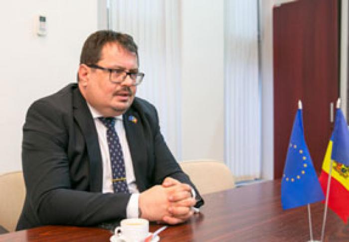ŞEFUL DELEGAŢIEI UE SUSŢINE CĂ SITUAŢIA PRIVIND REFORMA JUSTIŢIEI ÎN MOLDOVA PROVOACĂ ÎNGRIJORĂRI