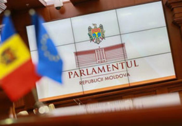 MAJORITATEA EXPERŢILOR CONSIDERĂ CĂ ALEGERILE PARLAMENTARE ANTICIPATE SUNT PUŢIN PROBABILE ÎN ANUL 2020